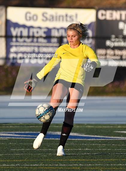 Thumbnail 3 in Charter Oak @ San Dimas photogallery.