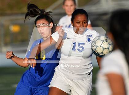 Thumbnail 1 in Charter Oak @ San Dimas photogallery.