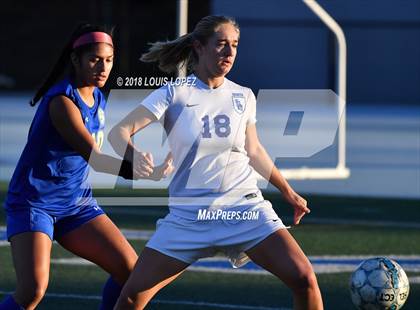 Thumbnail 3 in Charter Oak @ San Dimas photogallery.
