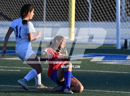 Thumbnail 3 in Charter Oak @ San Dimas photogallery.