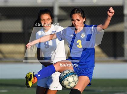 Thumbnail 1 in Charter Oak @ San Dimas photogallery.