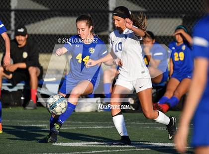 Thumbnail 1 in Charter Oak @ San Dimas photogallery.