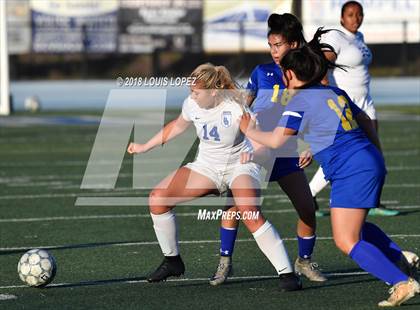 Thumbnail 1 in Charter Oak @ San Dimas photogallery.