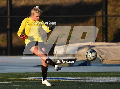Thumbnail 3 in Charter Oak @ San Dimas photogallery.
