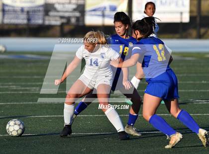 Thumbnail 3 in Charter Oak @ San Dimas photogallery.