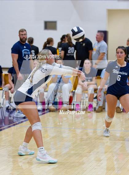 Thumbnail 1 in Daleville vs. Woodlan (Leo Invite) photogallery.