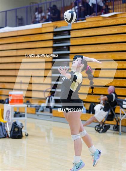 Thumbnail 1 in Daleville vs. Woodlan (Leo Invite) photogallery.