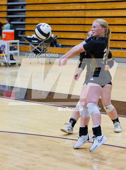 Thumbnail 1 in Daleville vs. Woodlan (Leo Invite) photogallery.
