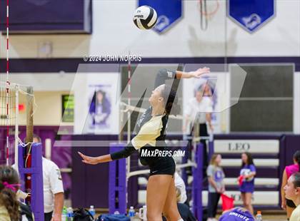 Thumbnail 3 in Daleville vs. Woodlan (Leo Invite) photogallery.