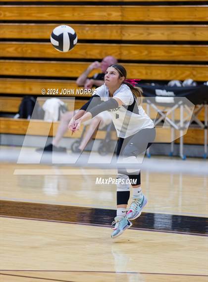 Thumbnail 1 in Daleville vs. Woodlan (Leo Invite) photogallery.