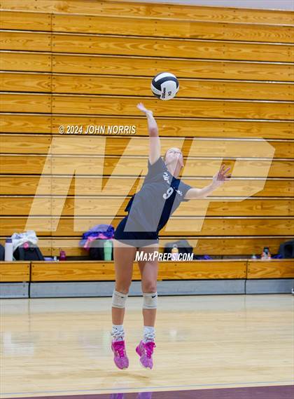 Thumbnail 3 in Daleville vs. Woodlan (Leo Invite) photogallery.