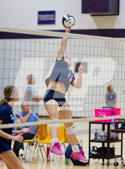Thumbnail 1 in Daleville vs. Woodlan (Leo Invite) photogallery.