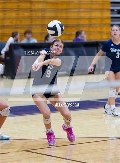Thumbnail 3 in Daleville vs. Woodlan (Leo Invite) photogallery.