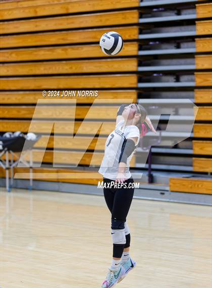 Thumbnail 3 in Daleville vs. Woodlan (Leo Invite) photogallery.