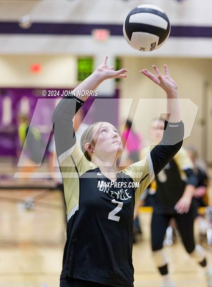 Thumbnail 2 in Daleville vs. Woodlan (Leo Invite) photogallery.