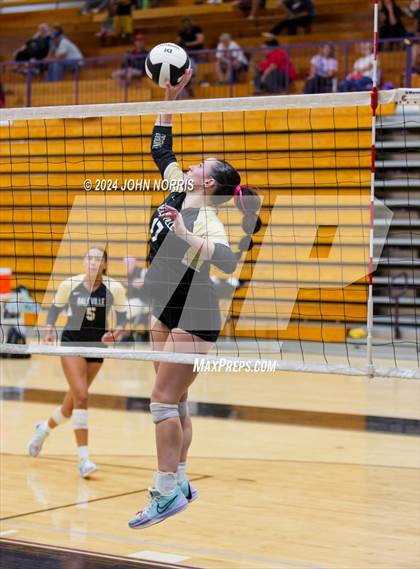 Thumbnail 2 in Daleville vs. Woodlan (Leo Invite) photogallery.