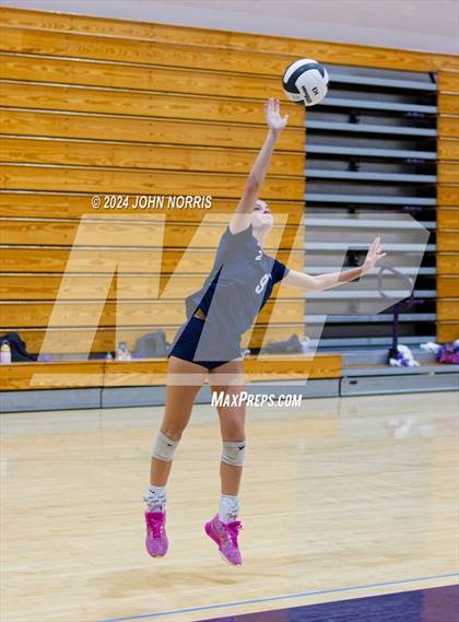 Thumbnail 2 in Daleville vs. Woodlan (Leo Invite) photogallery.