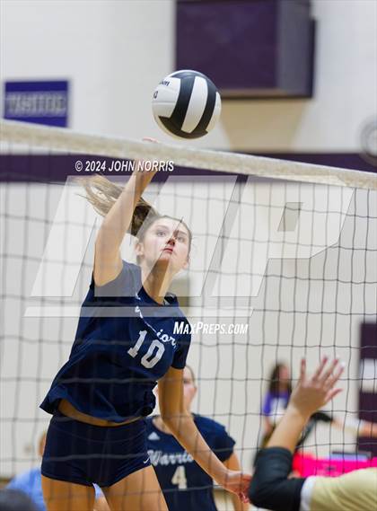 Thumbnail 2 in Daleville vs. Woodlan (Leo Invite) photogallery.
