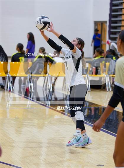 Thumbnail 3 in Daleville vs. Woodlan (Leo Invite) photogallery.