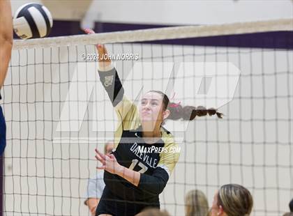 Thumbnail 2 in Daleville vs. Woodlan (Leo Invite) photogallery.