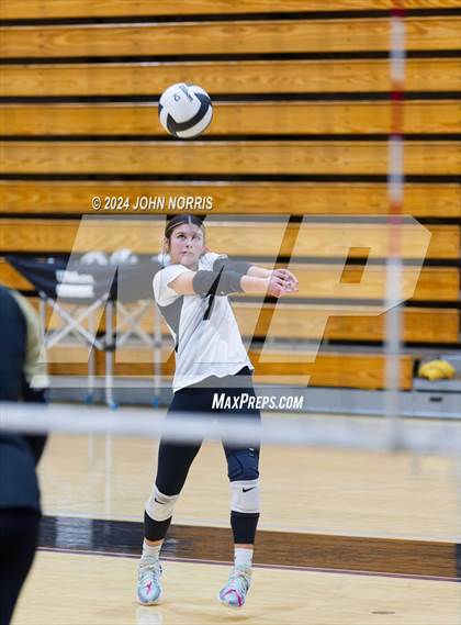 Thumbnail 1 in Daleville vs. Woodlan (Leo Invite) photogallery.