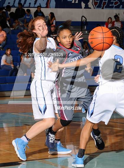 Thumbnail 1 in Sam Rayburn vs. Dawson (McDonald's Texas Invitational) photogallery.