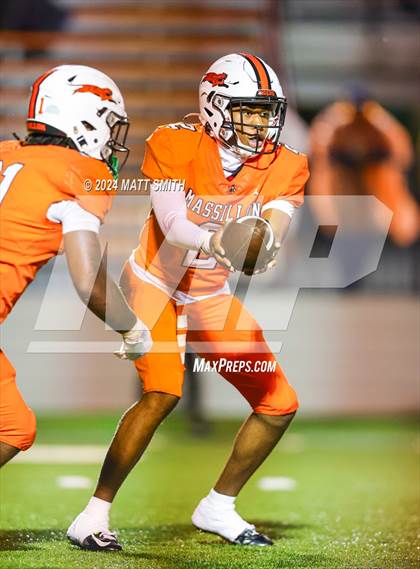 Thumbnail 1 in DeMatha @ Washington photogallery.