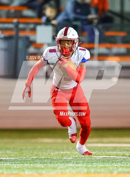 Thumbnail 2 in DeMatha @ Washington photogallery.