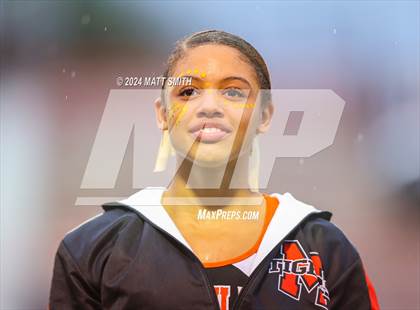 Thumbnail 2 in DeMatha @ Washington photogallery.