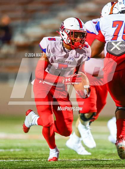 Thumbnail 2 in DeMatha @ Washington photogallery.