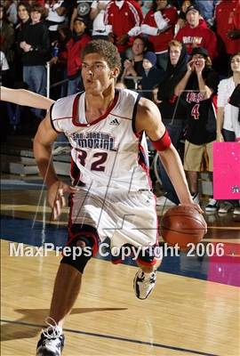 Thumbnail 1 in Horizon vs. San Joaquin Memorial (CIF SoCal D4 Final) photogallery.