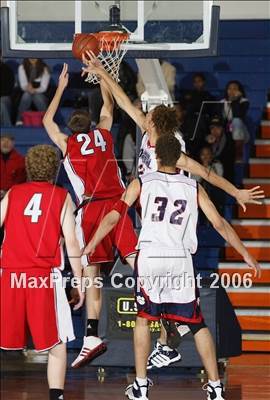 Thumbnail 1 in Horizon vs. San Joaquin Memorial (CIF SoCal D4 Final) photogallery.