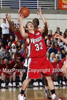 Thumbnail 3 in Horizon vs. San Joaquin Memorial (CIF SoCal D4 Final) photogallery.