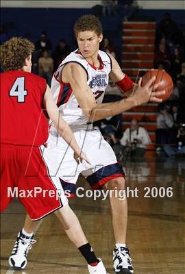 Thumbnail 1 in Horizon vs. San Joaquin Memorial (CIF SoCal D4 Final) photogallery.
