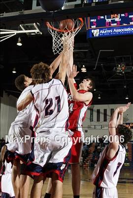 Thumbnail 3 in Horizon vs. San Joaquin Memorial (CIF SoCal D4 Final) photogallery.