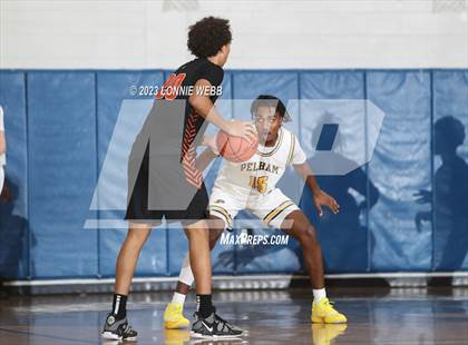 Thumbnail 1 in Mamaroneck vs Pelham (Pelham Holiday Tournament) photogallery.