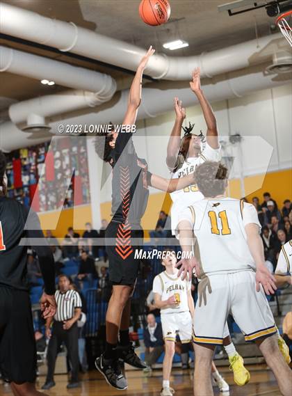 Thumbnail 1 in Mamaroneck vs Pelham (Pelham Holiday Tournament) photogallery.