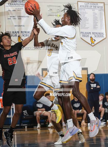 Thumbnail 1 in Mamaroneck vs Pelham (Pelham Holiday Tournament) photogallery.