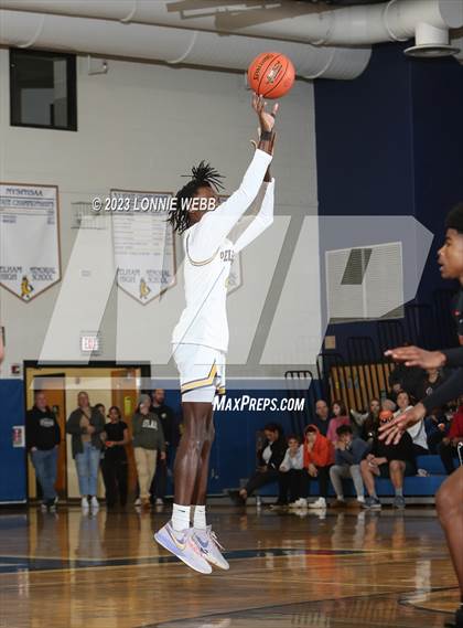 Thumbnail 2 in Mamaroneck vs Pelham (Pelham Holiday Tournament) photogallery.