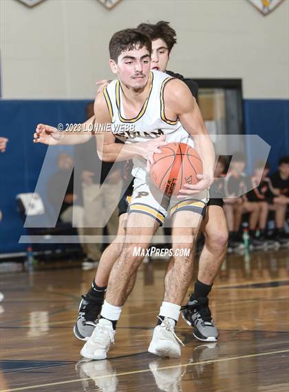Thumbnail 3 in Mamaroneck vs Pelham (Pelham Holiday Tournament) photogallery.