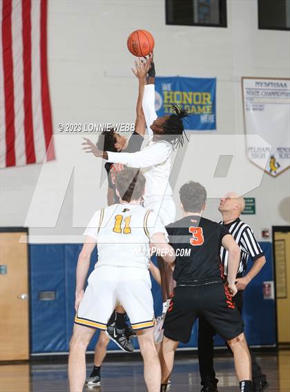 Thumbnail 3 in Mamaroneck vs Pelham (Pelham Holiday Tournament) photogallery.
