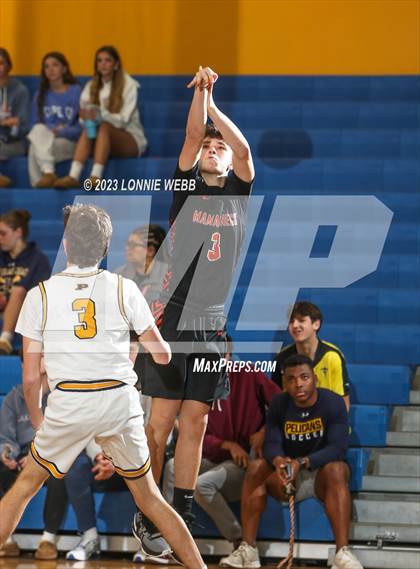 Thumbnail 2 in Mamaroneck vs Pelham (Pelham Holiday Tournament) photogallery.