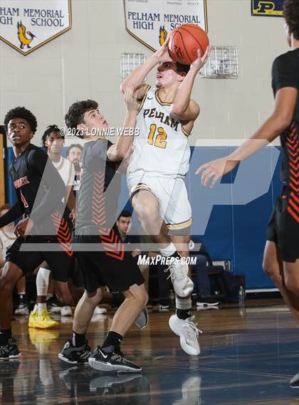 Thumbnail 2 in Mamaroneck vs Pelham (Pelham Holiday Tournament) photogallery.