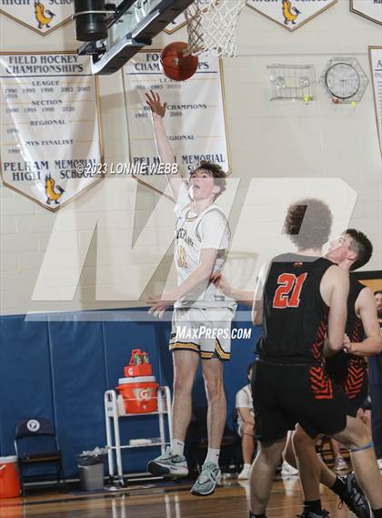 Thumbnail 1 in Mamaroneck vs Pelham (Pelham Holiday Tournament) photogallery.