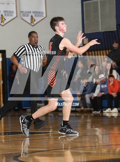 Thumbnail 1 in Mamaroneck vs Pelham (Pelham Holiday Tournament) photogallery.