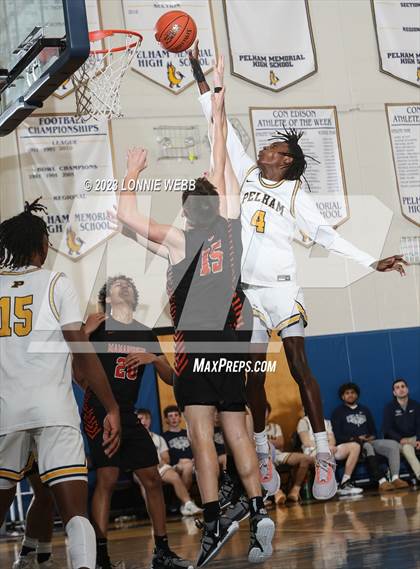 Thumbnail 2 in Mamaroneck vs Pelham (Pelham Holiday Tournament) photogallery.