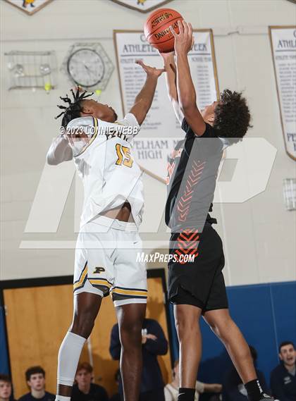 Thumbnail 2 in Mamaroneck vs Pelham (Pelham Holiday Tournament) photogallery.