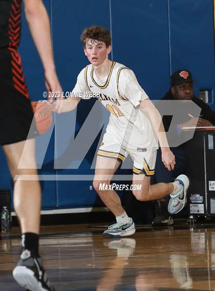 Thumbnail 2 in Mamaroneck vs Pelham (Pelham Holiday Tournament) photogallery.