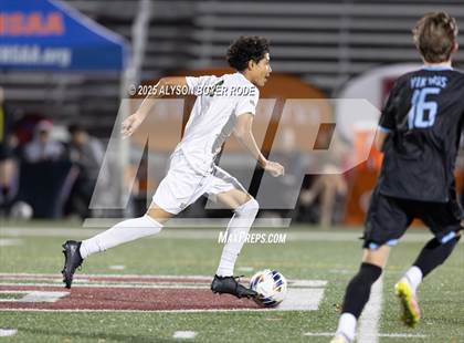 Thumbnail 3 in West Forsyth vs. Hoggard (NCHSAA 8A Championship) photogallery.