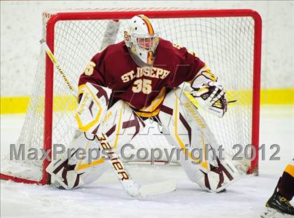 Thumbnail 2 in St. Joseph vs. Ridgefield (FCIAC Tier 1 Semifinal) photogallery.
